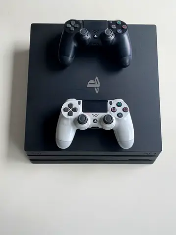 PlayStation 4 Pro 2Tb With 2 Controllers and Box