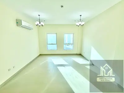 Brand new apartment with 2 washroom Huga hall close to all schools district