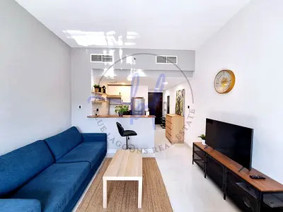 Best Location | Upgraded | High Floor