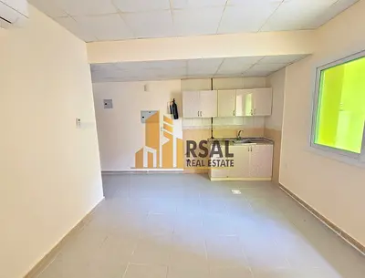 Lavish Studio/Open Kitchen/Family Building/Near Gaxlay Super Market