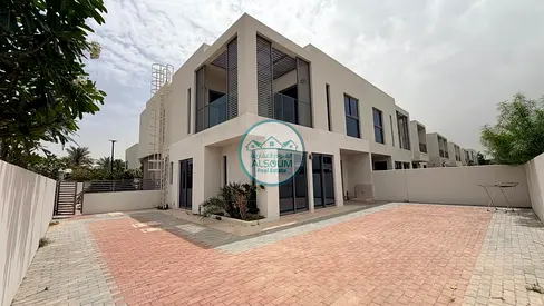 4 BHK Villa for Rent | 4000 Sqft | 2 Master, Maid Room, Backyard & Garage