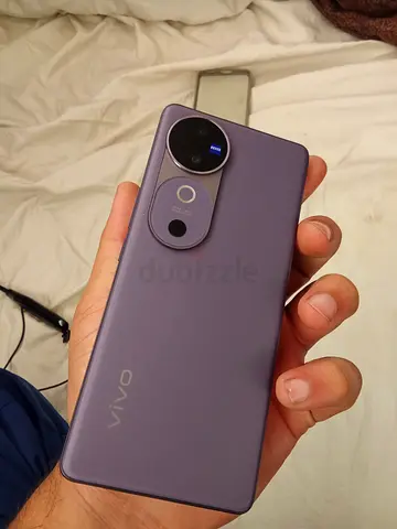 Vivo v40