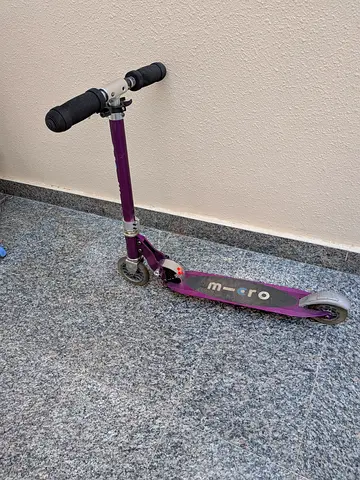 Used purple Micro foldable kick scooter - good condition