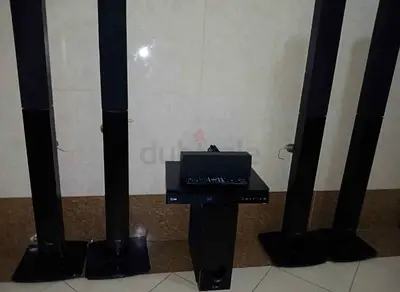 LG 3D Blu-ray 5.1 Home Theater Speaker System with Subwoofer (tower speakers)