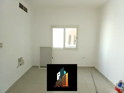 Neat and clean apartment, family building - Premium location with free parking