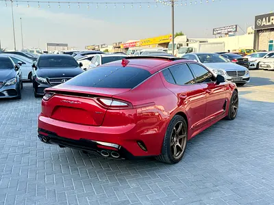 صورة 8 لـ 2018 KIA STINGER