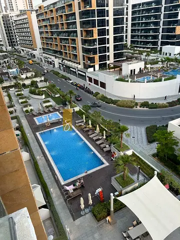 UNFURNISHED | READY TO MOVE IN | POOL VIEW