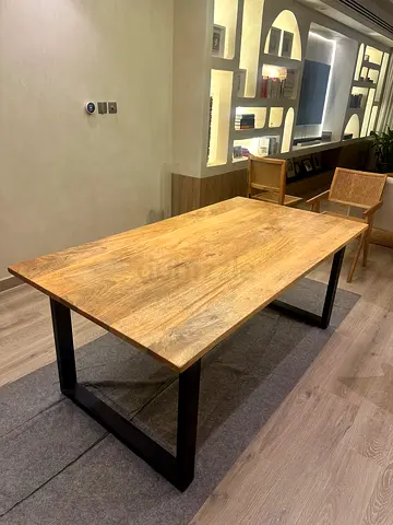 Mango wood 6 seater dining table