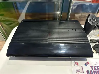 PlayStation 3 Slim console with controller