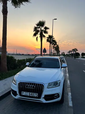 Audi Q5 45 TFSI quattro S line 2015 - GCC Specs - Well Maintained