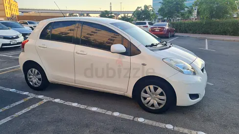 YARIS 2009 HATCHBACK LOW KM ONE OWNER ORIGINAL CONDITION FULLY SERVICED VERY CLEAN LADY DRIVEN