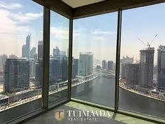 2BR Corner Apartment | Canal &amp; Skyline View | Peninsula Three
