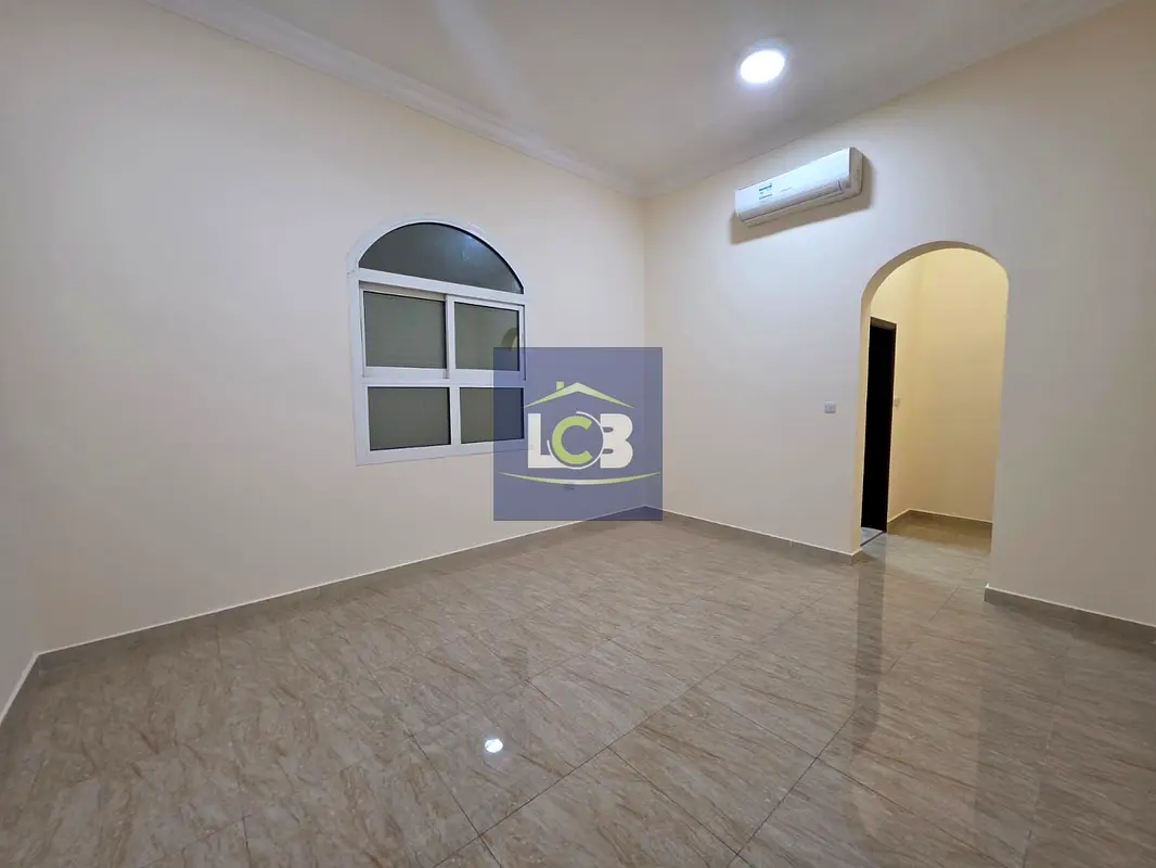 PRIVATE ENTRANCE 3 BEDROOMS HALL WITH MAJLIS AND MAID ROOM 110K