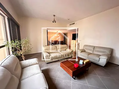SPACIOUS | NEAR THE BEACH | 3BR PLUS STORE