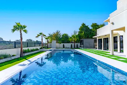 Exclusive | Golf Course View | Massive Plot