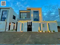 Freehold .Modern villa on a main street, no registration fees.