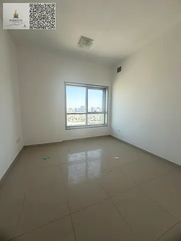 Prime Location | 2 Bhk For Sale | Partial Sea View | Distress Deal | Corniche Tower |