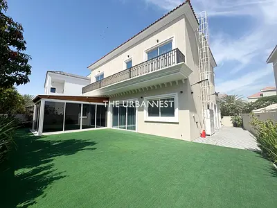 Unique Customised 5 BHK Villa | Tenanted