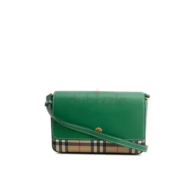 Authentic Burberry Green Calfskin Vintage Check New Hampshire Bag