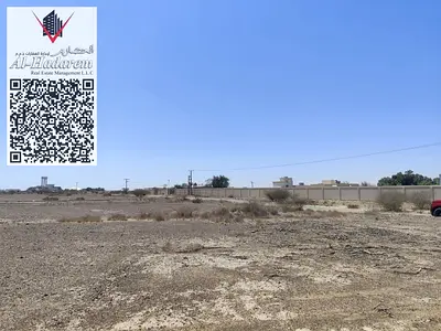 أرض سكنية للبيع في عجمان - المنامة 9، على الطريق المعبد.