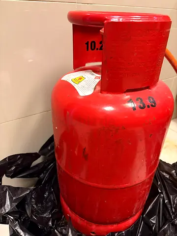 Used Red LPG Gas Cylinder (13 kg) - Good Condition