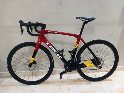 FullCarbon Trek DomaneSLR9 ProjectOne ShimanoNew105 Di2 12*2Speed Bontrager CarbonWheelSet SpeciEdit