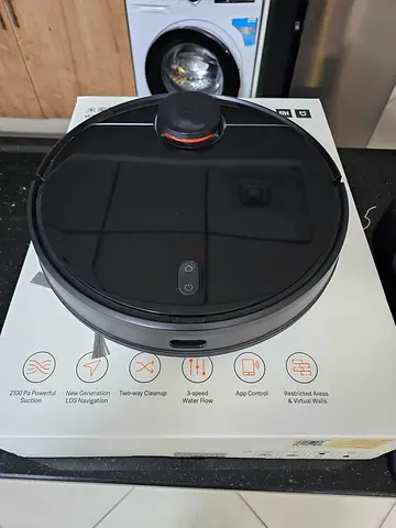 MI - Robotic Vacuum Cleaner Mop P with Box - Smart Navigation, Self-Charging - Vacuum and Mop