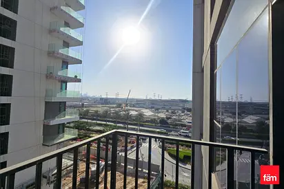 2br | Premium Furniture | Vacant | WIFI Free