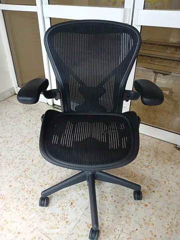 For selling Herman Miller aeron.good conditions only little use.