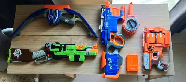 Nerf Elite  Zombie Strike Bundle - (Imported From USA) + Ammo