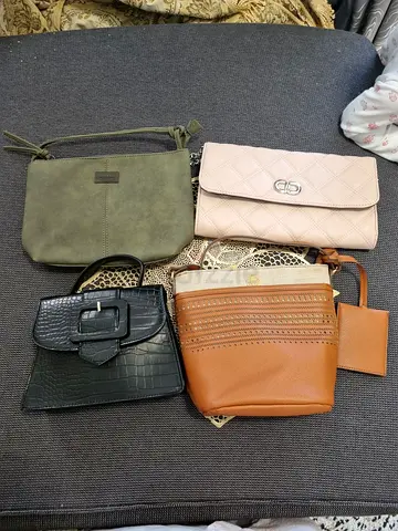Set of bags