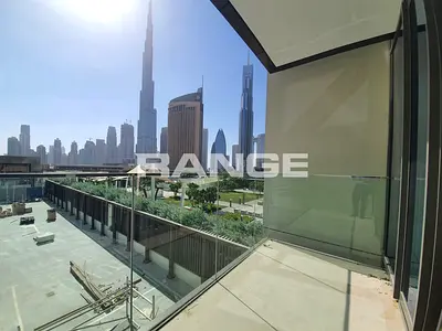 Luxury Apt | Chiller Free| Burj Khalifa View