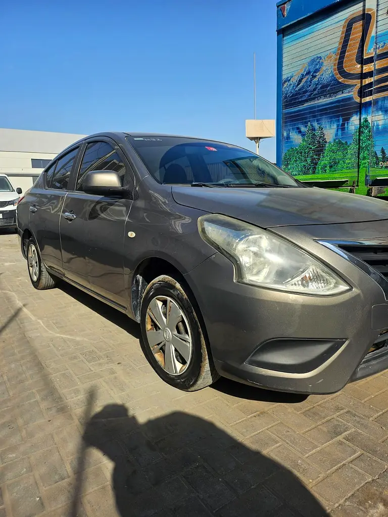 Nissan Sunny 2020 — photo 1 of 6