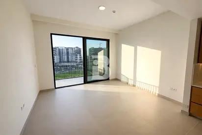 2BR | VACANT | SPACIOUS LAYOUT