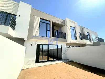 Green Views | Single Row Home | Exclusive Listing