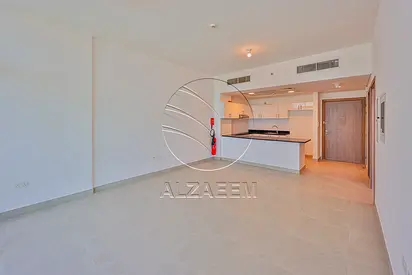 Spacious Layout | Mid Level | VACANT
