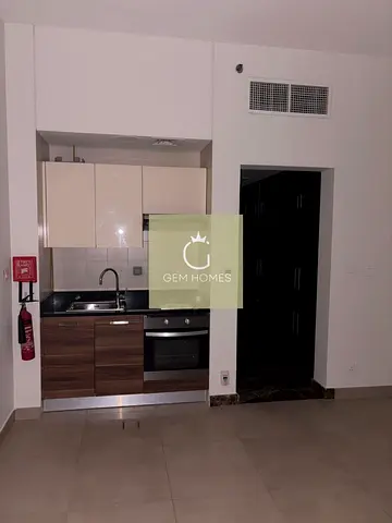 SPACIOUS STUDIO | PERFECT VIEW | WITH KITCHEN APPLIANCES