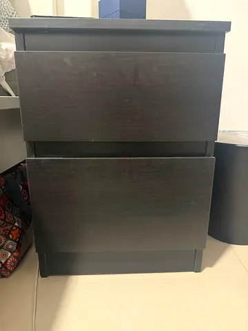 Bedside lockers
