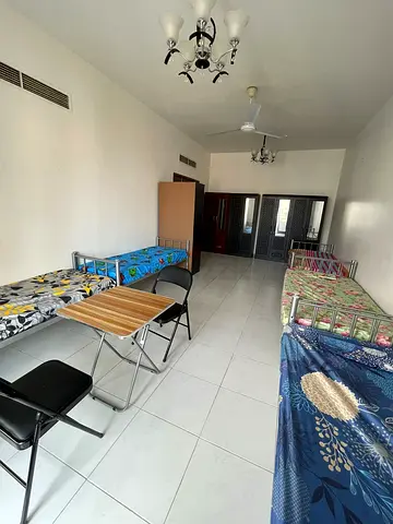 EXECUTIVE FEMALE BED SPACE/NON SMOKING/ DAILY CLEANING/ NEAR AL RIGGA METRO