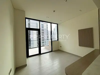 Spacious One Bedroom | Brand New | Ensuite Room