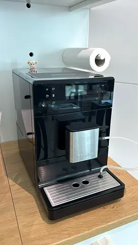 Miele latest model coffe machine freestanding bean to cup by tete