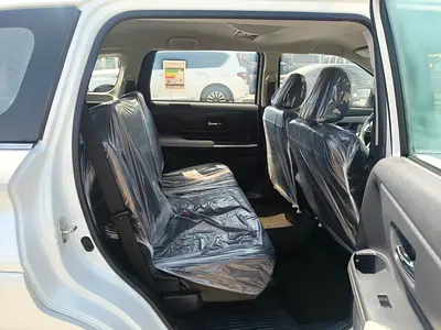 صورة 15 لـ 2023 Toyota VELOZ