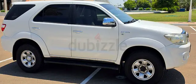 Toyota Fortuner SR5 - NO ACCIDENT- Single Owner