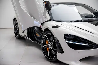 صورة مصغرة 17 لـ 2024 Mclaren 750S