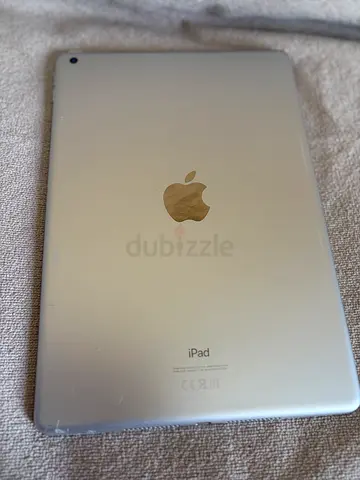 Apple iPad (silver) — used, good physical condition