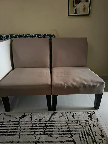 2 chairs comfortable