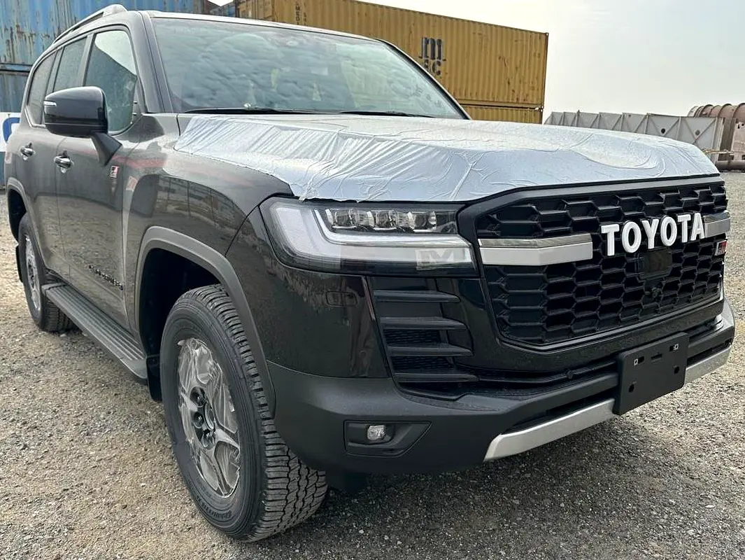 Toyota Land Cruiser 2026 — photo 1 of 19