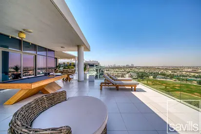 Upgraded Penthouse | Golf Views | Huge Space