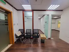 Front Of Metro / Sami Fitted Office 6 Payment