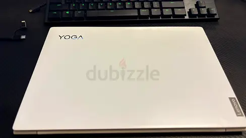 Lenovo Yoga Slim 7i Carbon laptop (White)